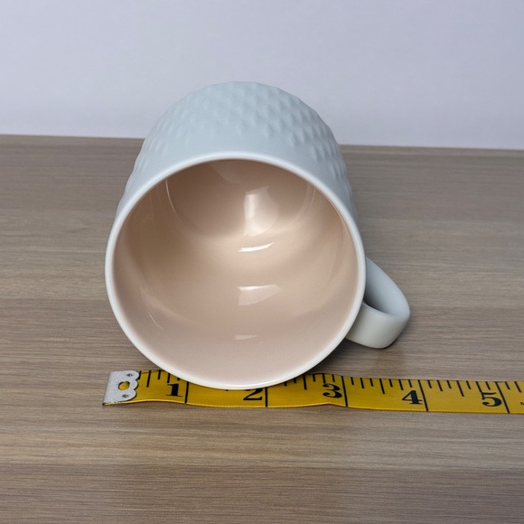 Nespresso x Fusalp Limited Edition Ceramic Coffee Mug – White Textured - Picture 3 of 4